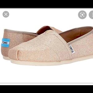 Tom’s Classic Rose Gold Glimmer Slip-ins